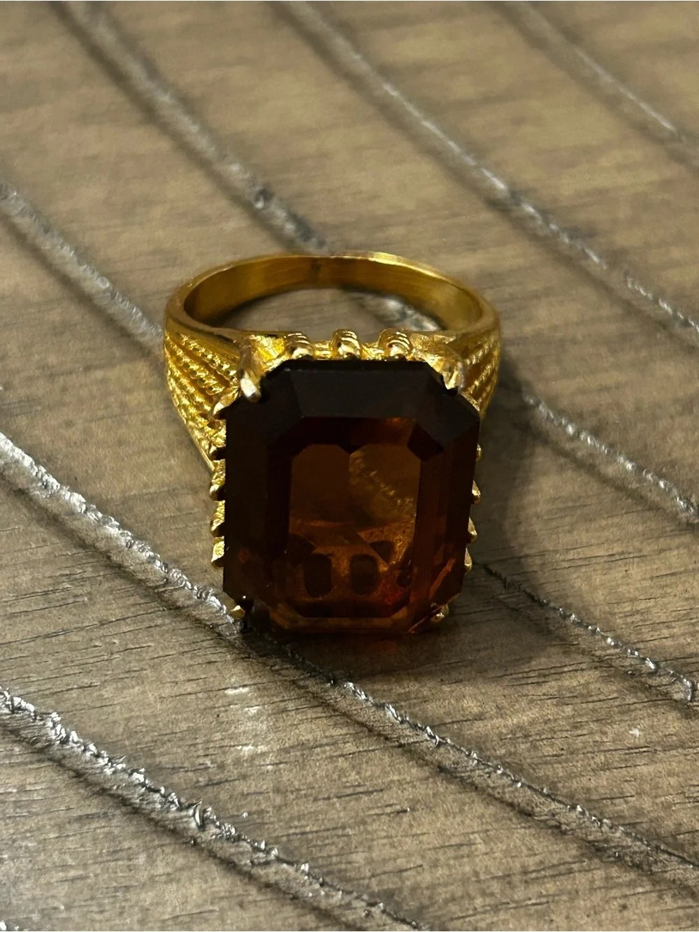 N/A vintage gold